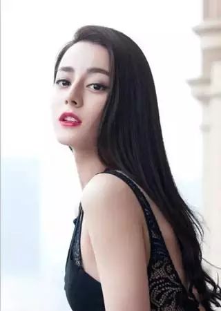 《她很漂亮》中国版 迪丽热巴颜值太高怎么扮丑