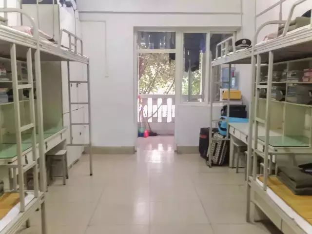 【速速围观】团团泄露新生报道秘籍!-四川警察学院