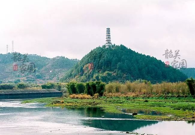 仁化云龙寺塔-保存最古老的塔云龙寺塔,坐落在仁化县董塘镇五公里的