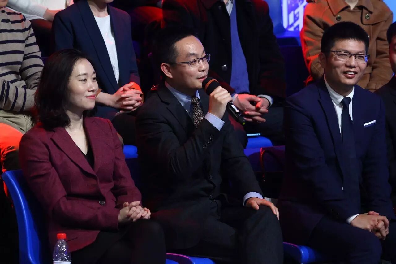 央视财经《对话》栏目聚焦硅衬底LED技术从实验室走向产业化 敬请关注！