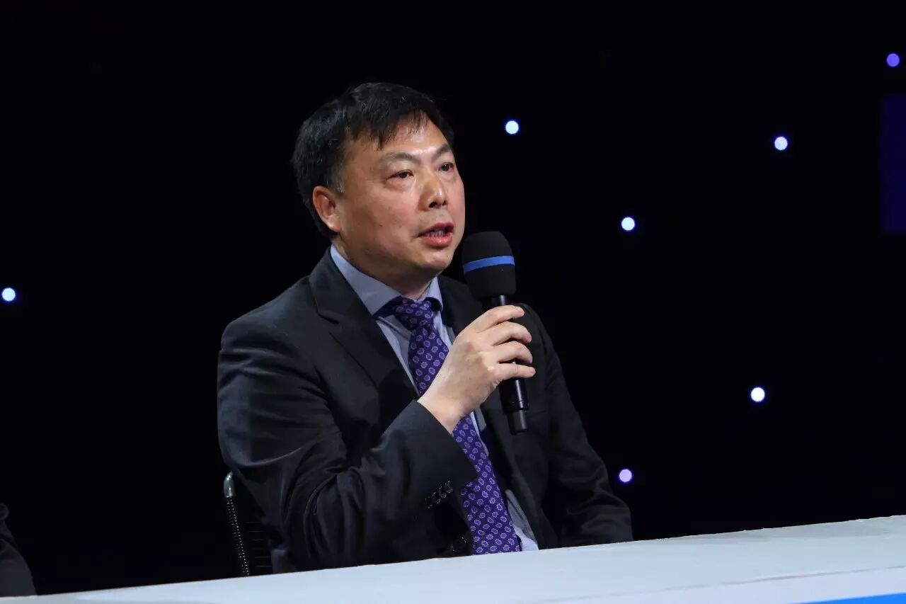 央视财经《对话》栏目聚焦硅衬底LED技术从实验室走向产业化 敬请关注！