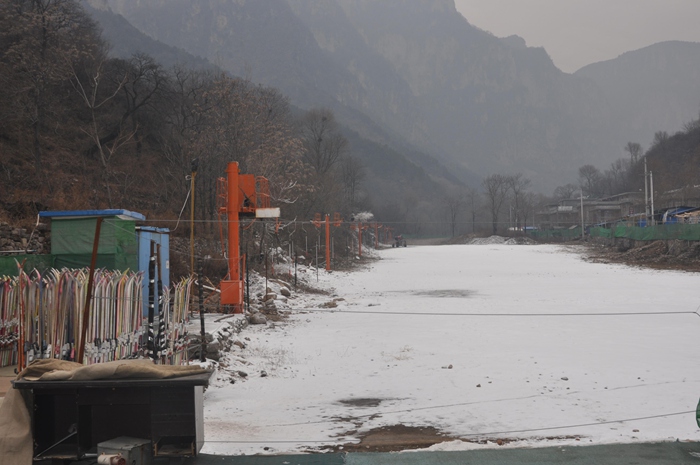 赏太行美景，享滑雪激情