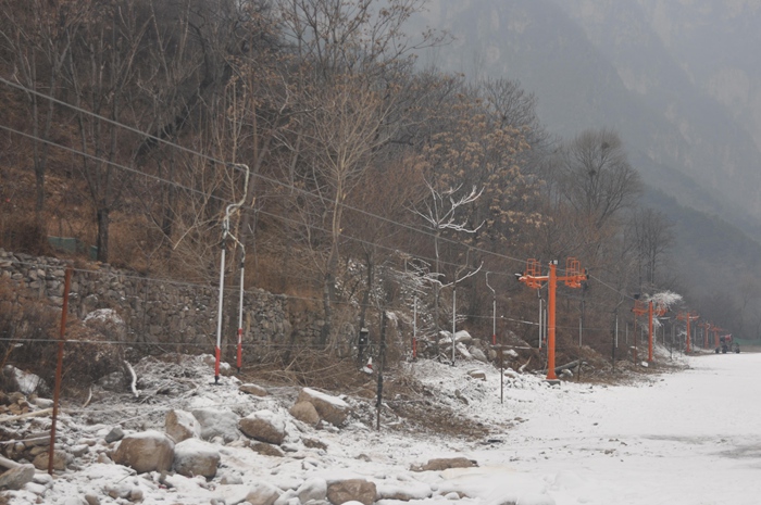 赏太行美景，享滑雪激情