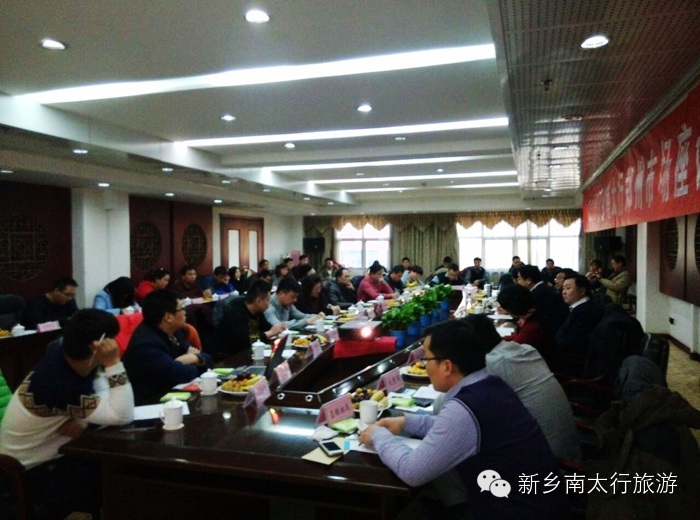 携手共进求发展 合作共赢谋新篇