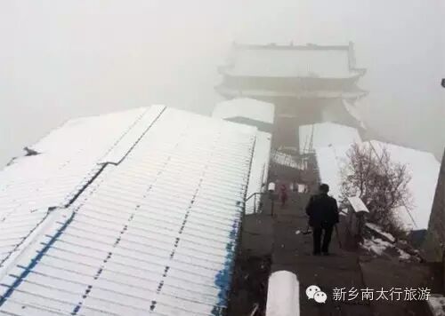 天界山老爷顶迎来今年首次降雪
