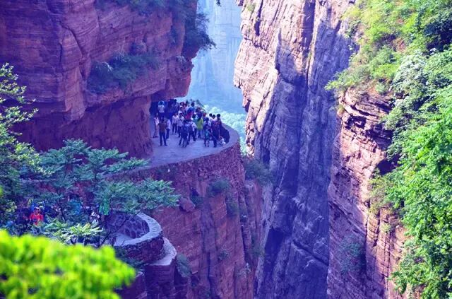 年卡在手，说走就走