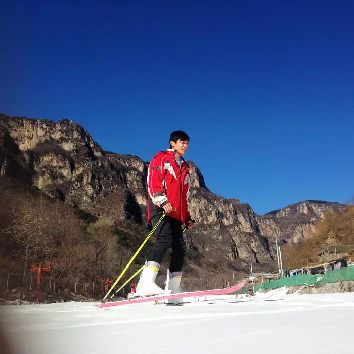 滑雪初体验 欢乐无极限