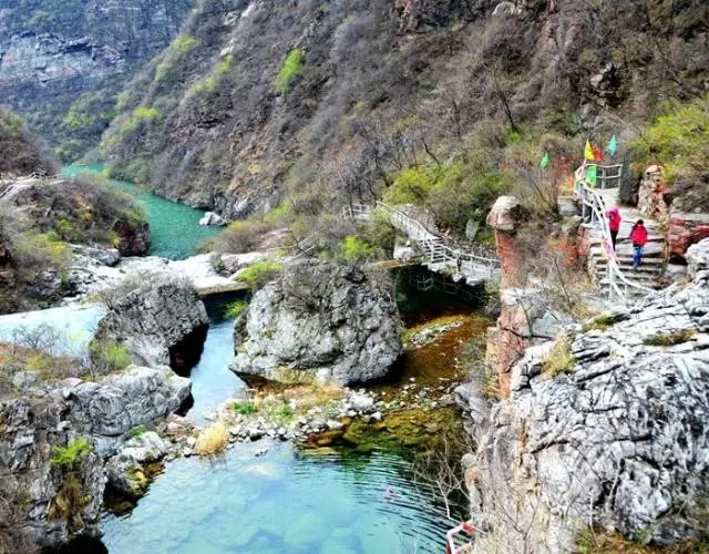 山水画廊盘古河