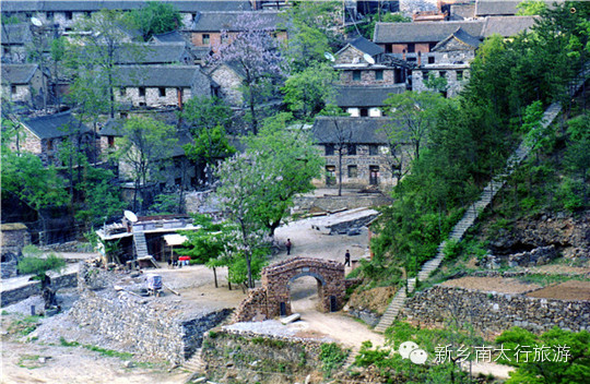 行到云起处，坐看仙归来。