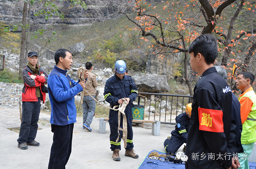 帮“蜘蛛侠”打上更牢固的绳结