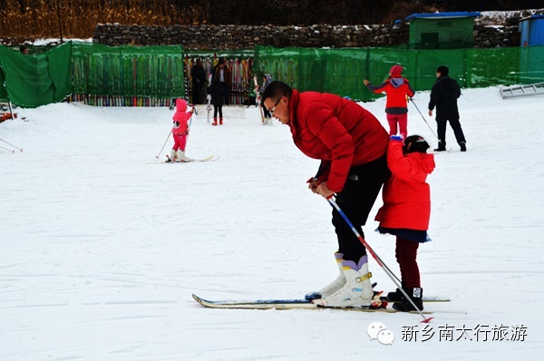 万仙山滑雪场迎来首批客人