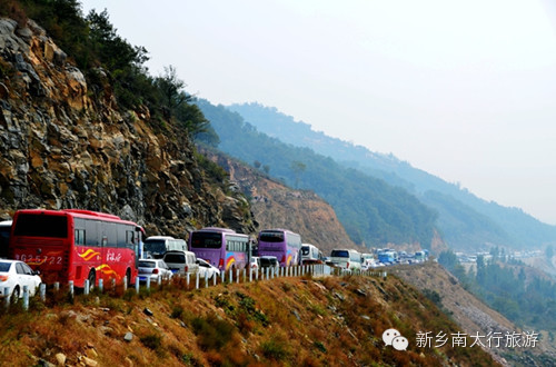 南太行红了，关山火了！