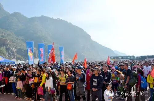 南太行红了，关山火了！