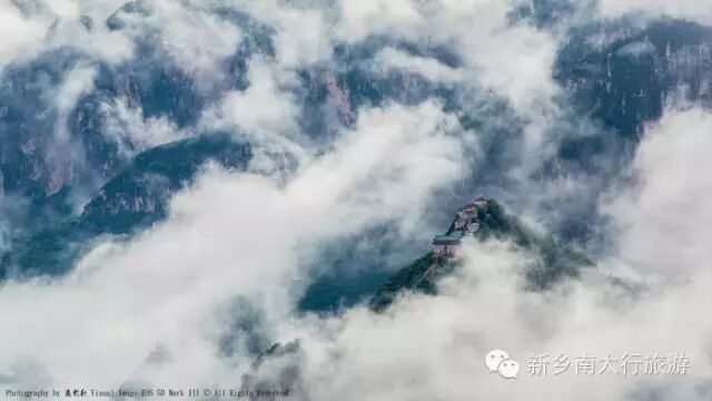 花影秋眼里的关山