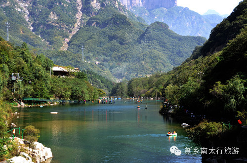 南太行迎来第一批APEC会议期间北京市民自驾游