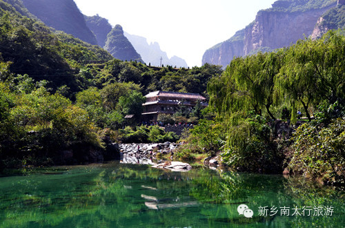 南太行迎来第一批APEC会议期间北京市民自驾游