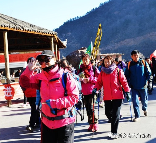 步步登高，喜迎新年