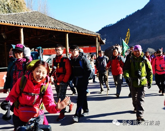 步步登高，喜迎新年