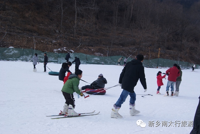 喜讯！万仙山滑雪场周末开园，电话预约免费滑！