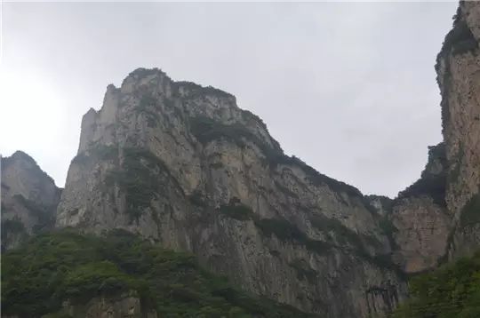 九峰化莲花—新乡南太行九莲山景区