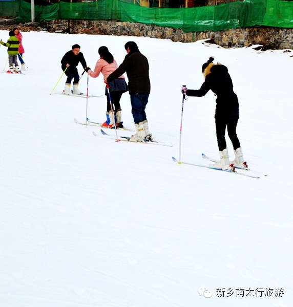 畅想滑雪乐趣 体验浪漫之旅