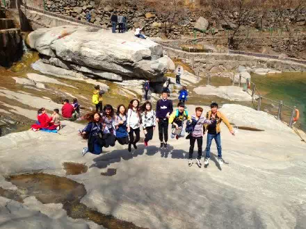 2015首次600余人大巴团南太行八里沟、九莲山赏春之旅