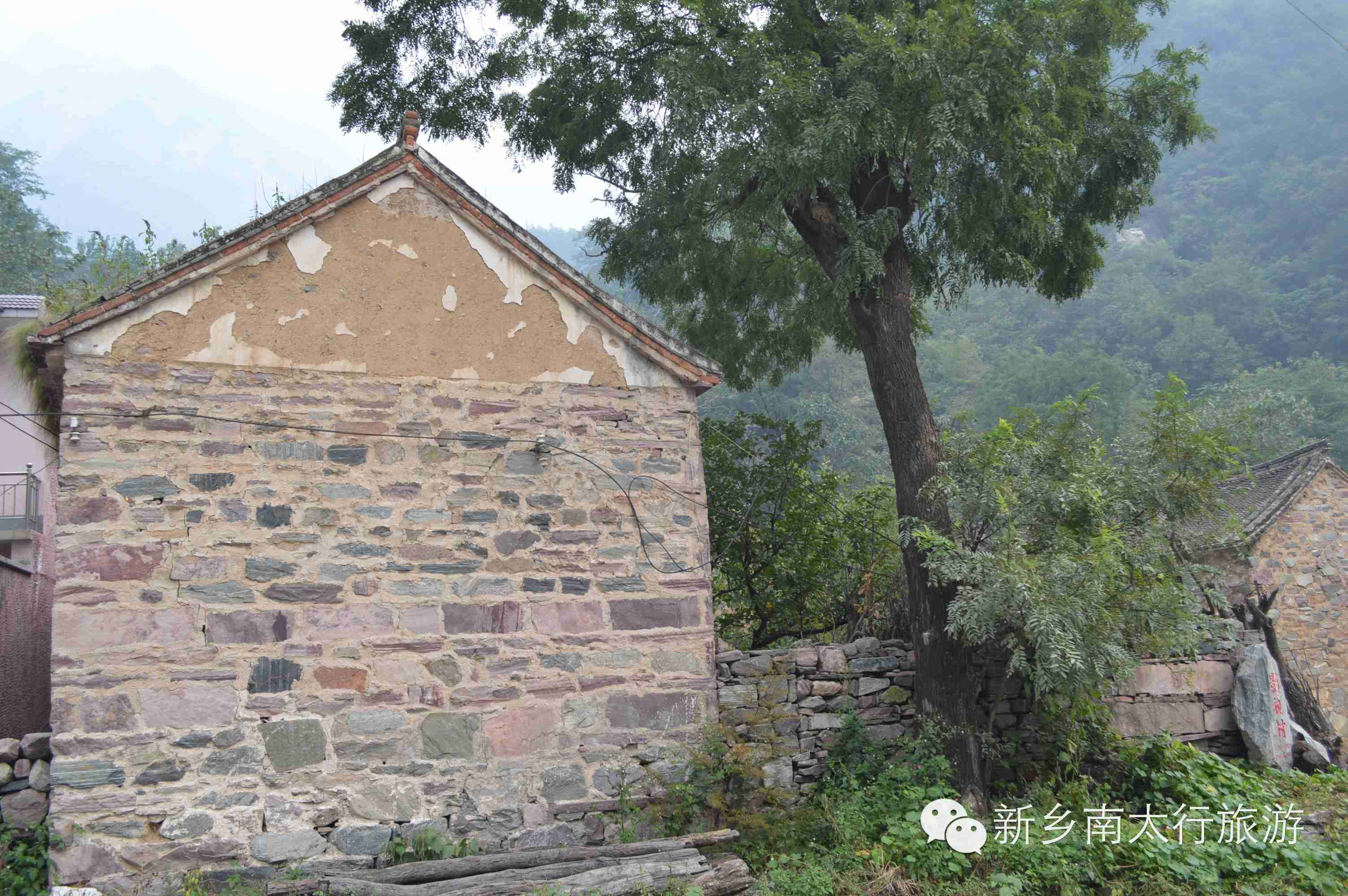 天界山民俗风情—古村石屋