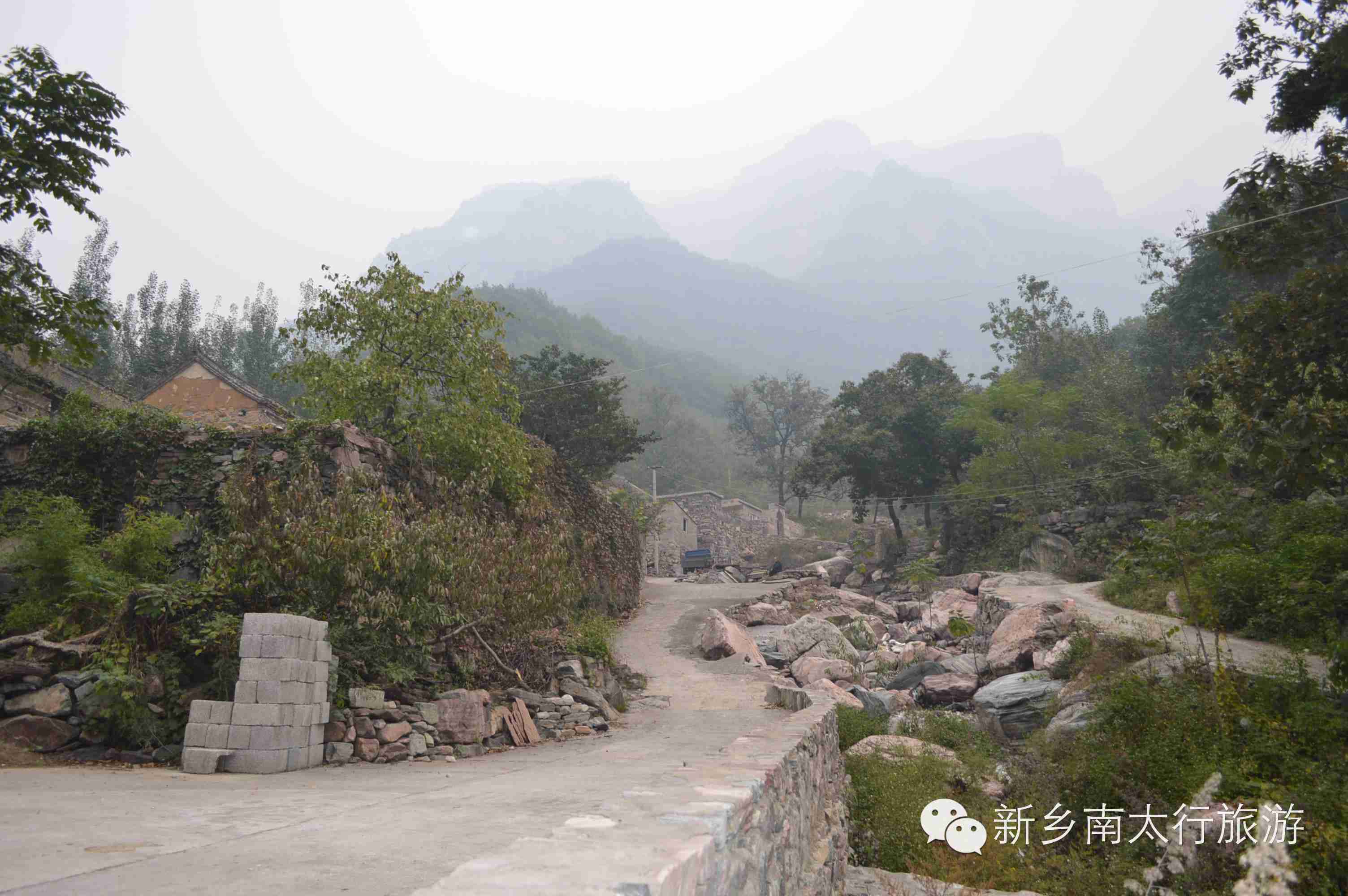 天界山民俗风情—古村石屋