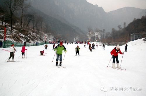 万仙山滑雪乐园  旅游滑雪两不误