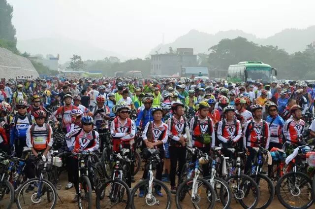 穿越天险，勇者之旅