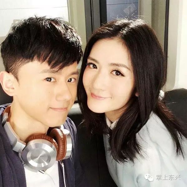 谢娜疯疯癫癫节目状况百出,但她“张杰第一夫人”当得有...