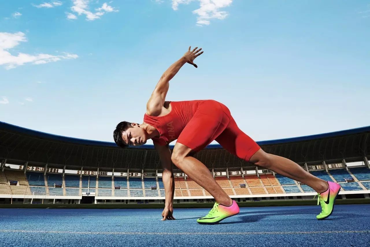 短跑运动员苏炳添就曾经为了突破自己的成绩,改变了近十年的肌肉记忆