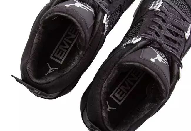 Eminem x Carhartt x Air Jordan 4 拍卖开始!