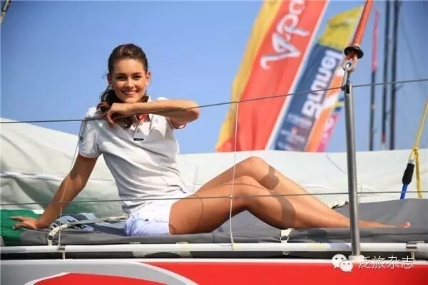 天然去雕饰,清水出芙蓉.汪涵这么赞扬她!