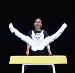 太拼了!陈小春竟然这样玩自己老婆!