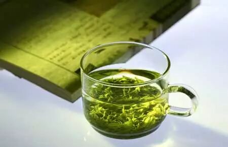绿茶，千万别再用杯泡了