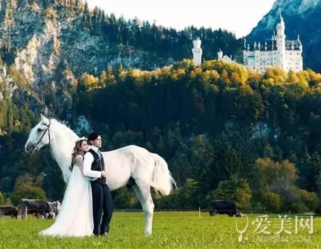 周杰伦✟昆凌婚礼,上帝做主婚人