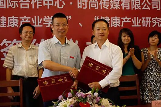 明星学院喂本少是女生_三亚学院是几本_三亚学院升三亚大学