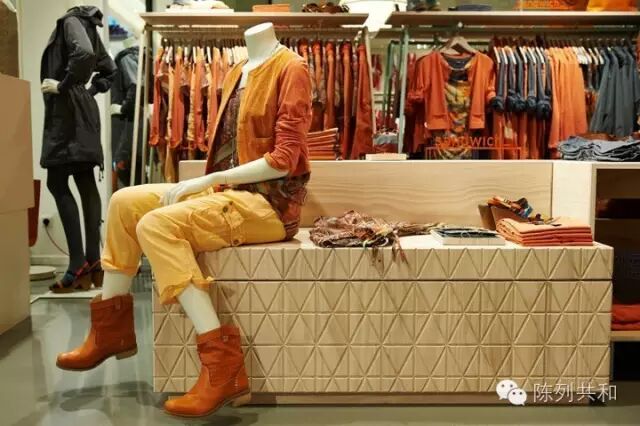 记好这四招店铺陈列想差都难！