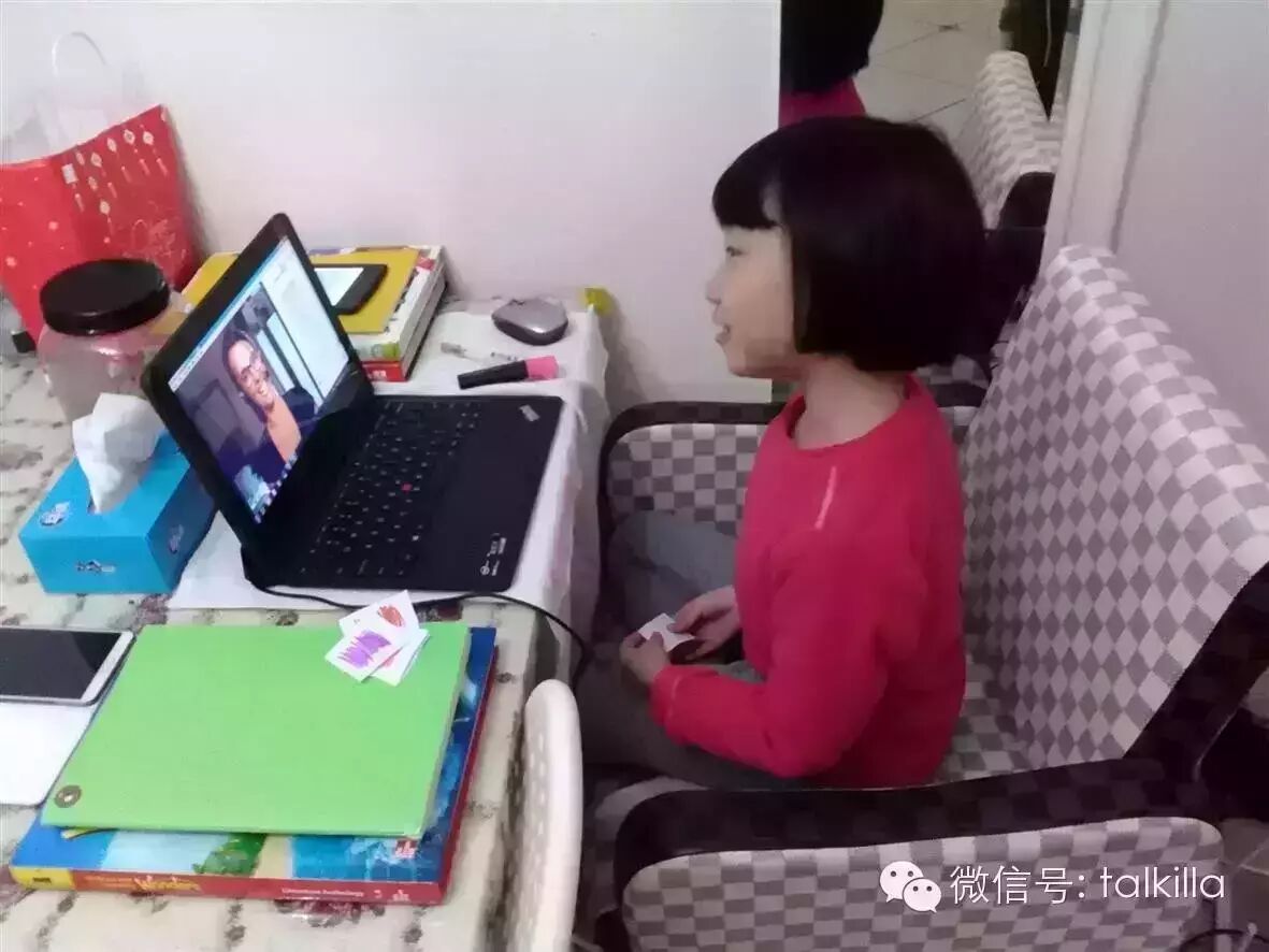 【京语泉英语】“上了小发条”的Cassie是怎么上科学课的...