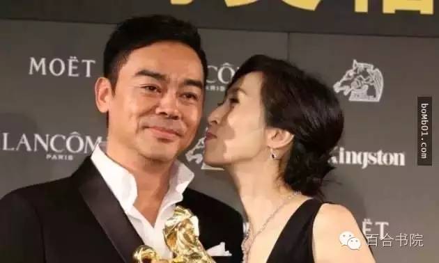 刘青云跟老婆结婚17年却没有生孩子,面对记者的追问,他用一句话让老婆落泪了…