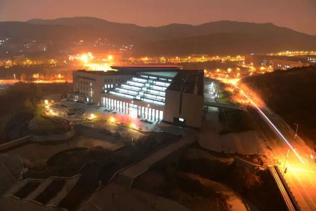 山大校训的内涵和意义_山大校训图片_山大校训