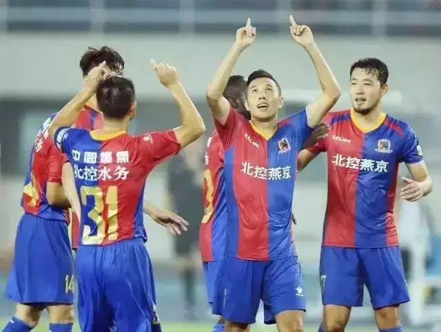感人!王长庆进球后双手指天 送别恩师洪元硕