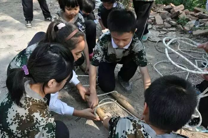 "绿野仙踪"---青少年野外生存训练营