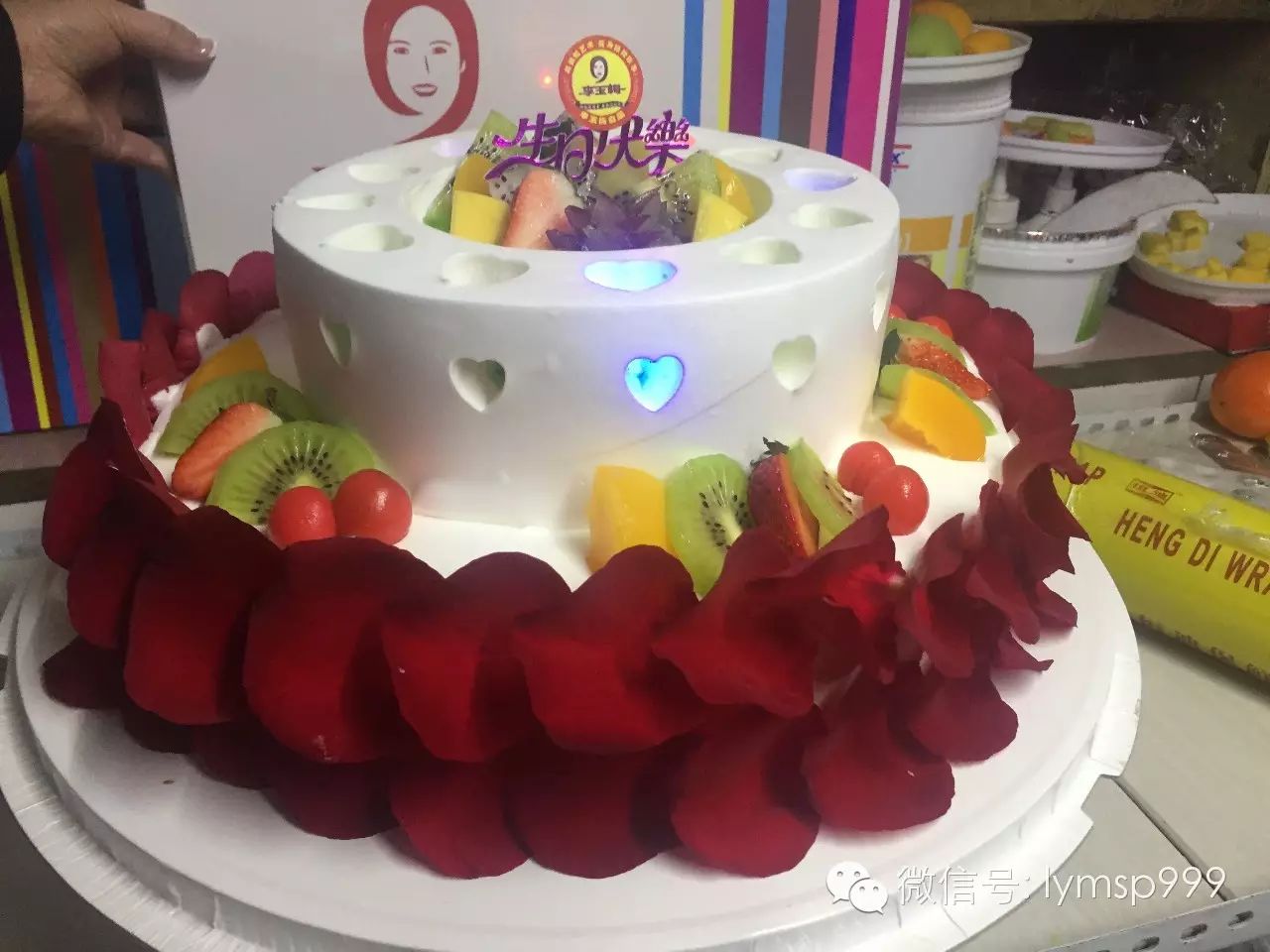 上海西式点心美食社区,李玉梅食品,个性炫彩生日蛋糕正式登陆榆树市!