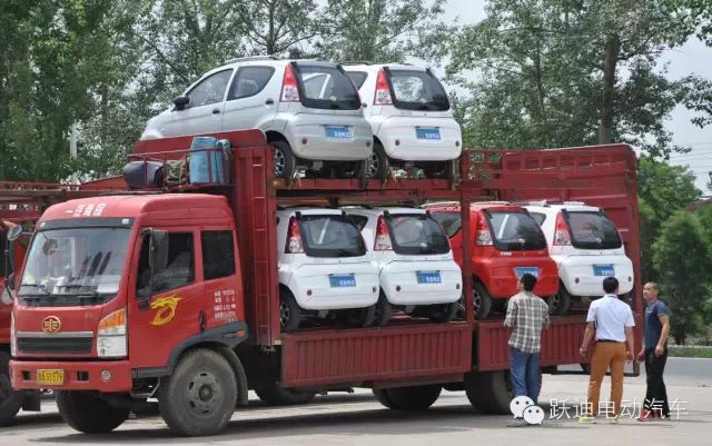 躍迪電動(dòng)汽車T70倍受市場(chǎng)追捧—批量發(fā)車進(jìn)行時(shí)