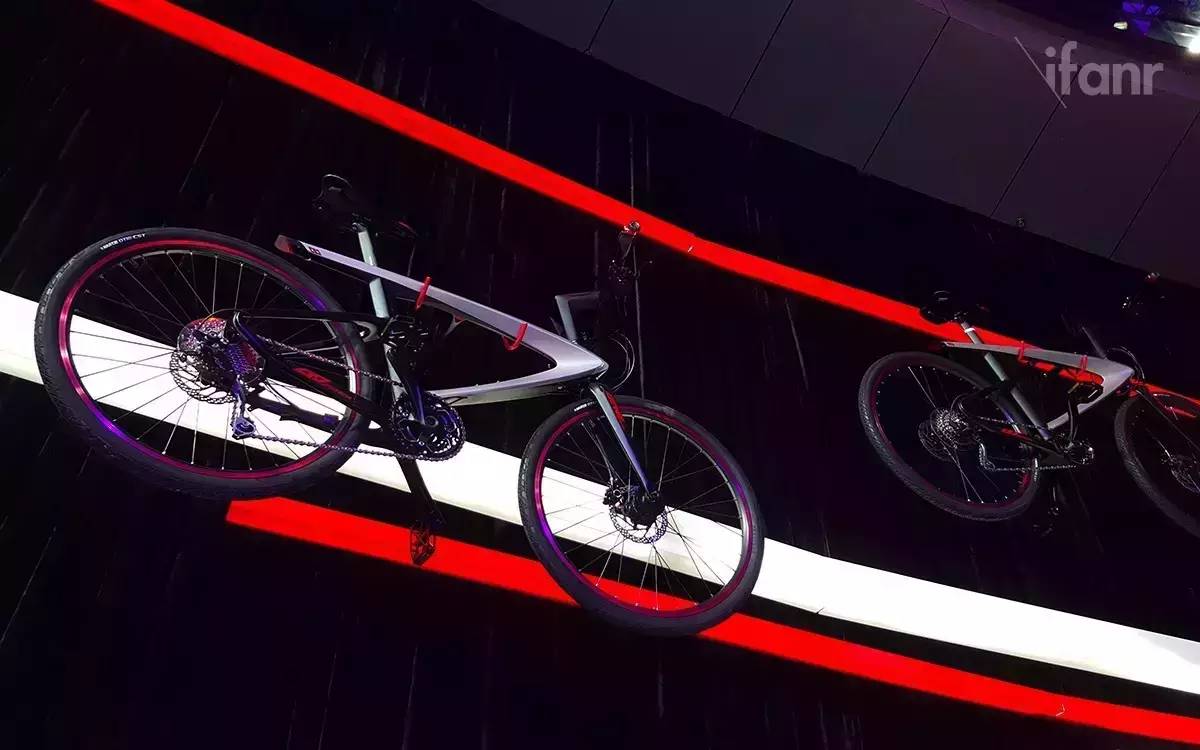 乐视超级自行车的超级售价：39999