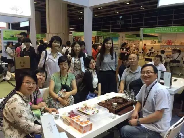 安化黑茶走出国际范儿，连续八次参加香港国际茶展，再次的亮相，