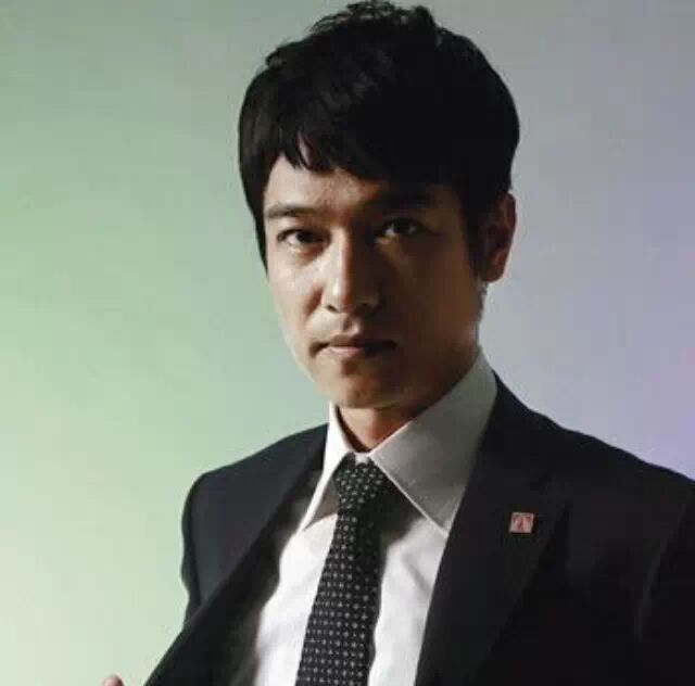 【対訳】堺雅人のエッセイ、中国語版が発売