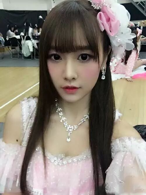 SNH48唐安琪伤势引日本各界关注 AKB48送上祝福